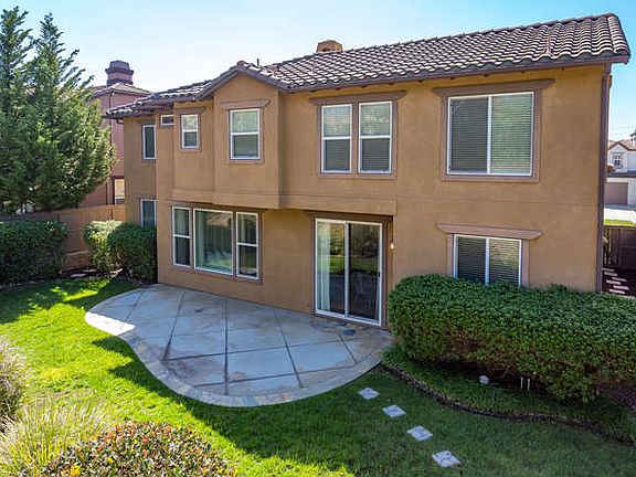 3rd image of 1719 Blue Water Ln