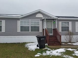 306 Gen Fred Gordon Dr, Battle Creek, MI 49017