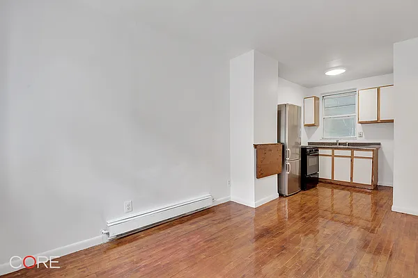 Rented by CORE | media 3