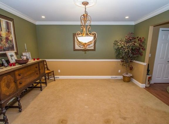 5th image of 28350 Hidden Valley Dr