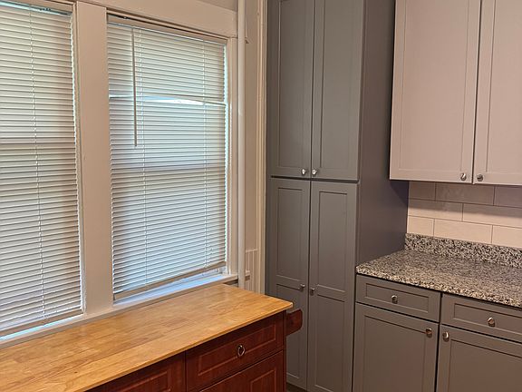 5th image of 616 6th Ave SE #1
