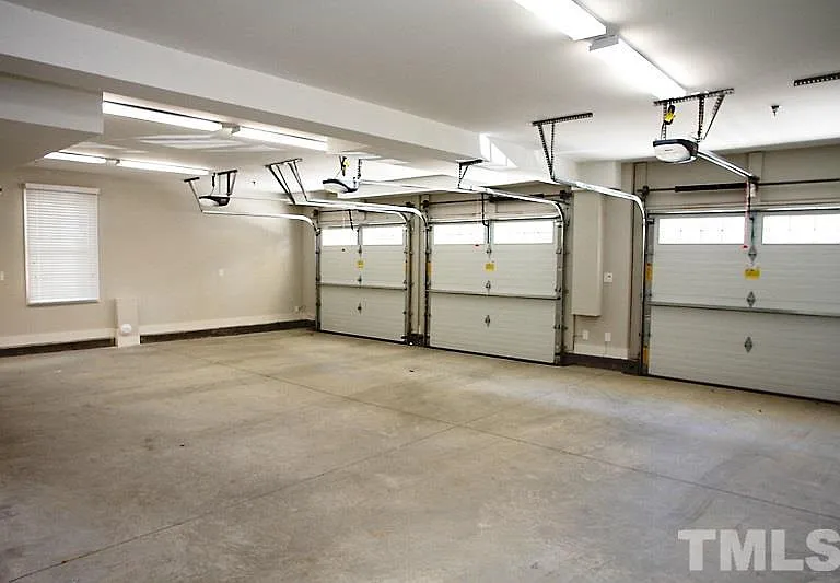 505-102 John Haywood Way — Photo 15
