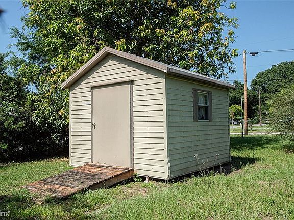 5th image of 980 McCann Ave