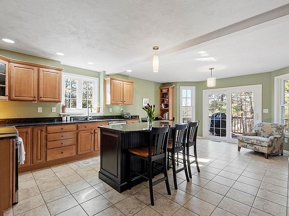 4th image of 60 Redstone Hill Rd
