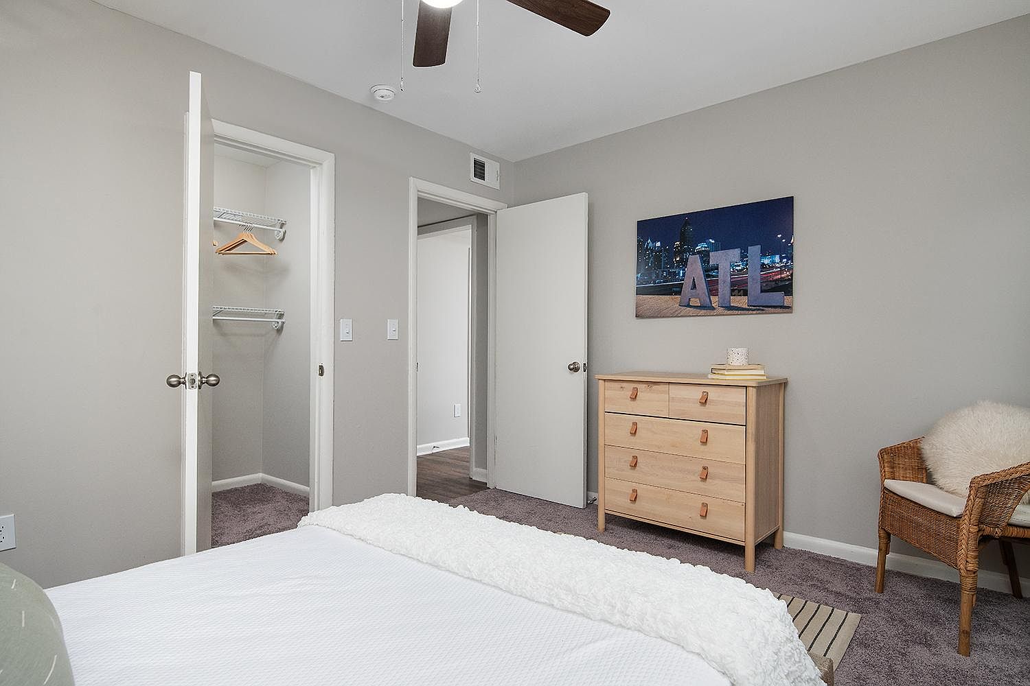 Oak Pointe Apartment Rentals With Virtual Tours Atlanta