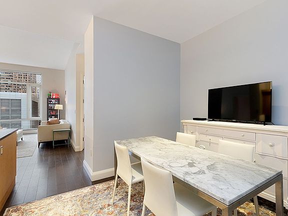 5th image of 70 Little St W Unit 7N