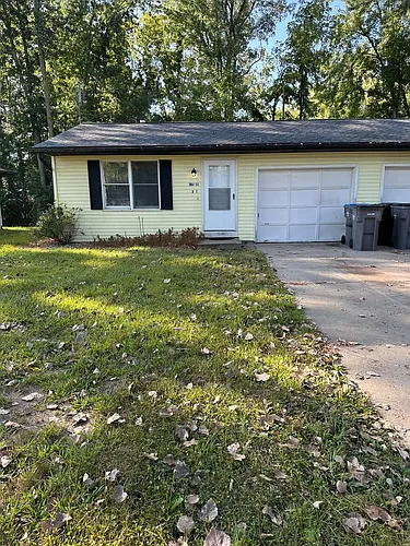 301 E Palm Dr Photo 1