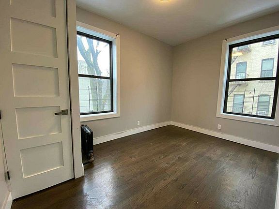 4th image of 188 Parkside Ave #C