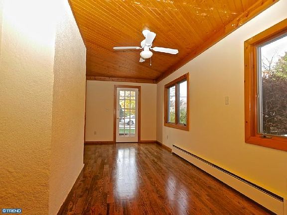 Enclosed Porch/Sun Room