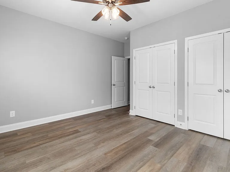 930 Crossland Ave — Photo 11