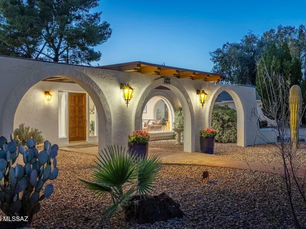 1947 N Soldier Trl, Tucson, AZ 85749