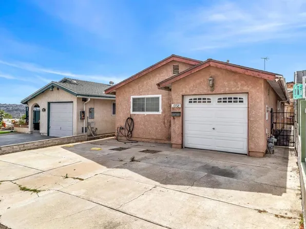 1938 Avenida De La Cruz, San Ysidro, CA 92173