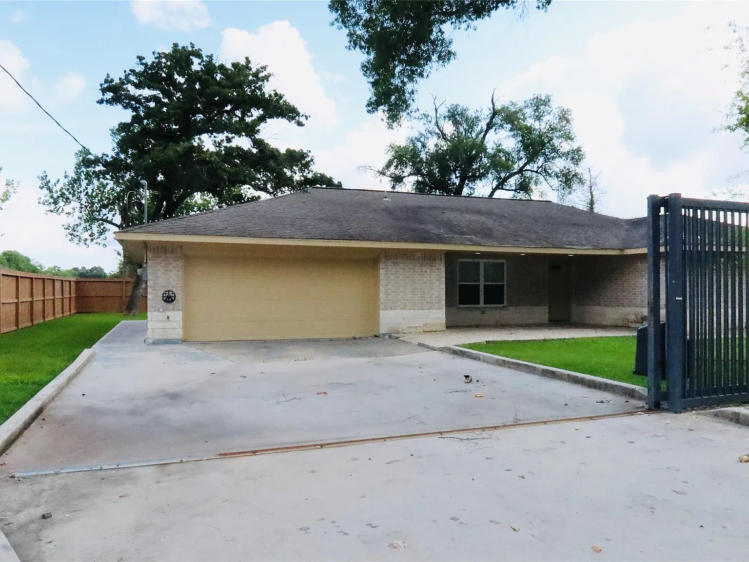 4 bed, 2.0 bath, 1544 sqft, $2,750 — Photo 4