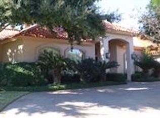 2606 Burke Dr, Laredo, TX 78045