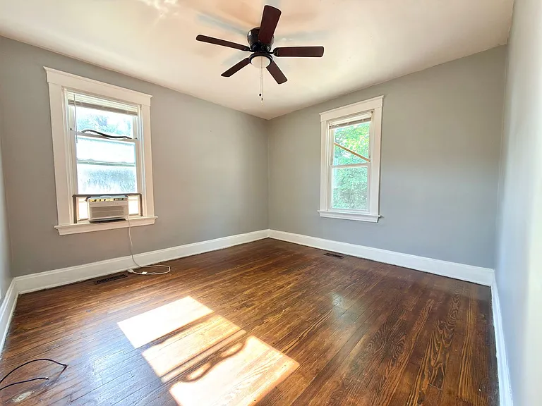 1815 Clarion Ave — Photo 12
