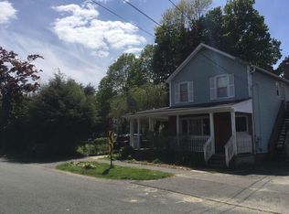 28 Shepard St, Westfield, MA 01085