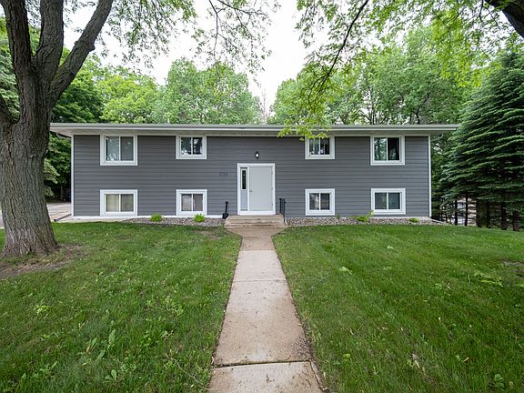 2nd image of 4784 Tacoma Cir SE #4