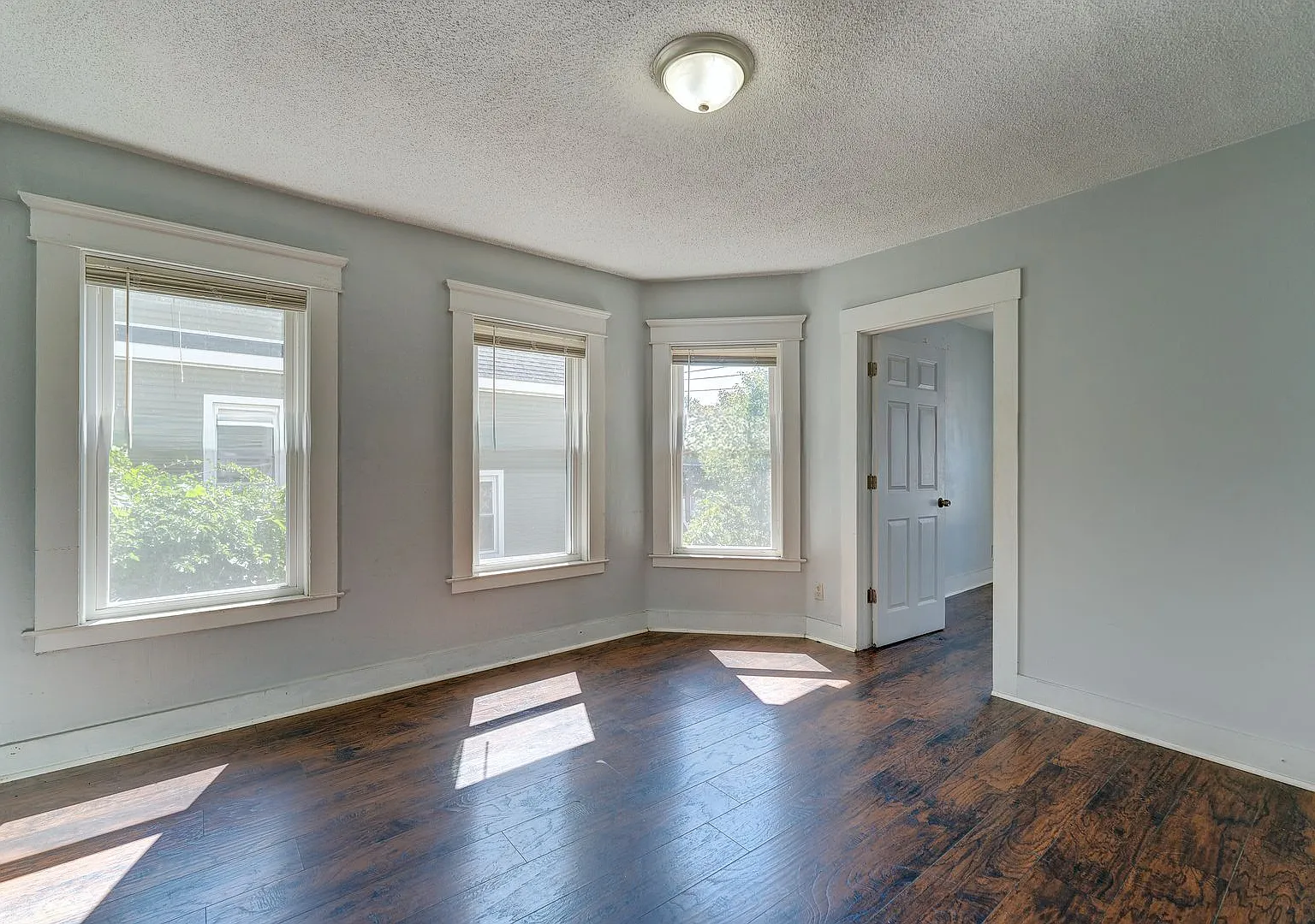 255 County St — Photo 4