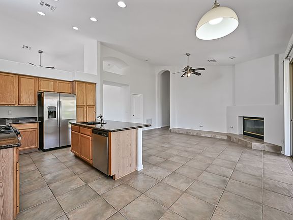 5th image of 6401 E Waltann Ln