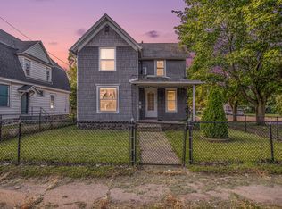 482 Capital Ave NE, Battle Creek, MI 49017