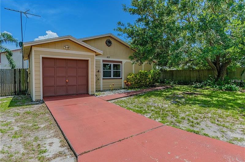 1st image of 803 Whisper Lake Ct