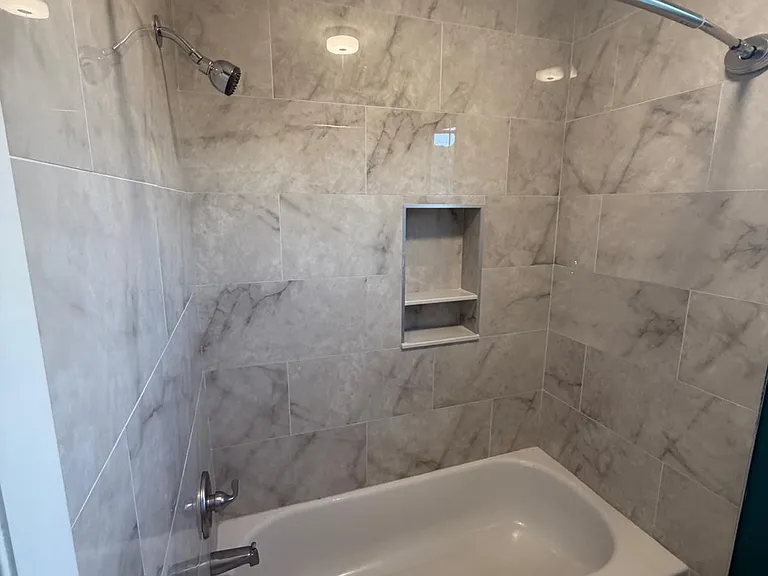 405 The Mews #405 — Photo 15