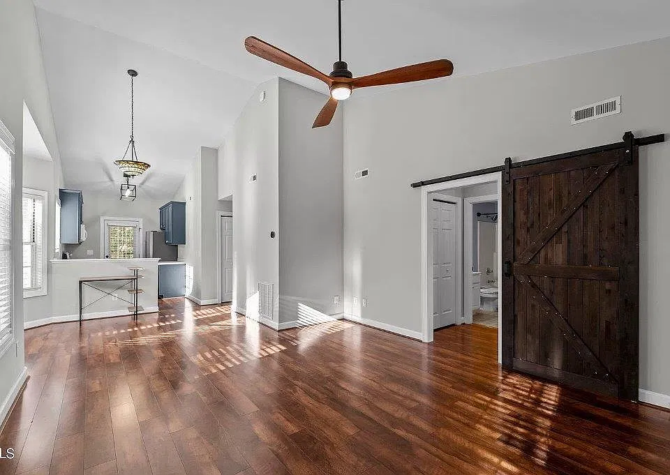 Barn door for privacy to second bedroom / bathroom