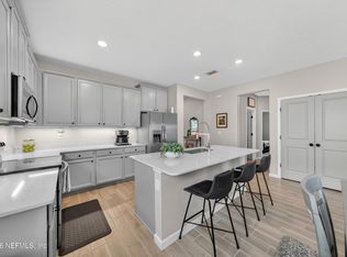9717 LOVAGE Lane, Jacksonville, FL 32219