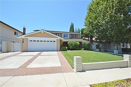 1st image of 14872 Ash Dr