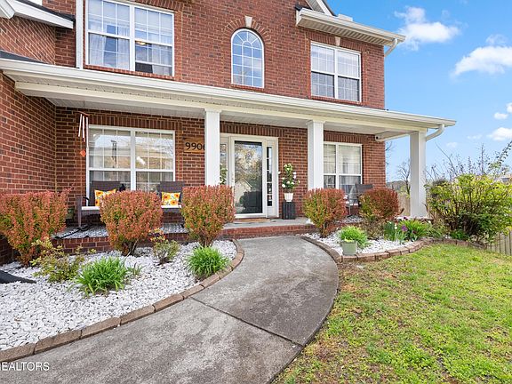 3rd image of 9906 Bassett Ln