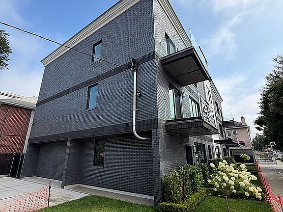 3rd image of 8322 24th Ave #2A