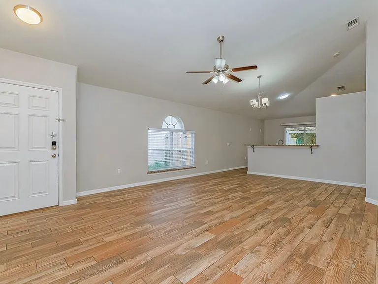 13719 Gentle Woods Ave — Photo 4