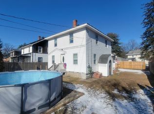 37 Forest St, Claremont, NH 03743