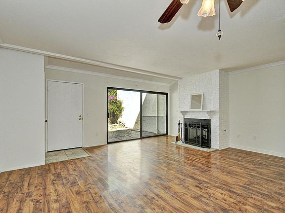 2nd image of 5249 Colodny Dr Unit 9