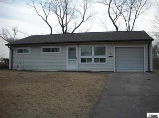 1815 SE Lott St, Topeka, KS 66605