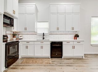 904 S Anglin St, Cleburne, TX 76031