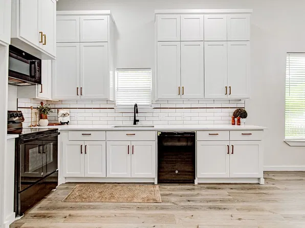 904 S Anglin St, Cleburne, TX 76031