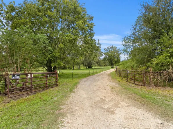 26962 Old Highway 105 W, Montgomery, TX 77316