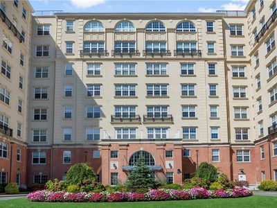 10 Byron Place #303, Larchmont, NY, 10538