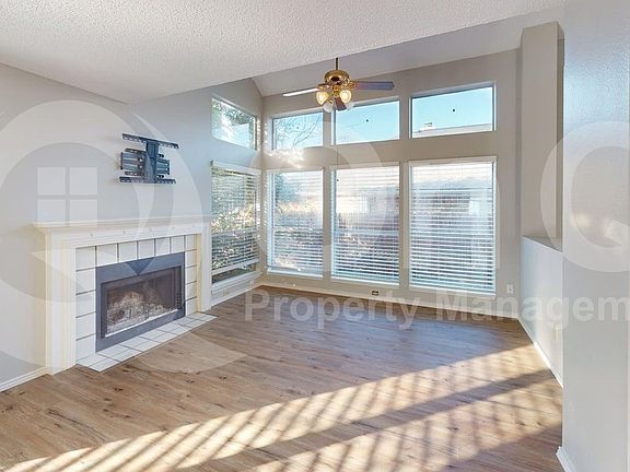 5th image of 6715 Bellehaven Dr