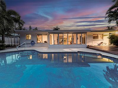 361 SE 1st Ter, Pompano Beach, FL, 33060