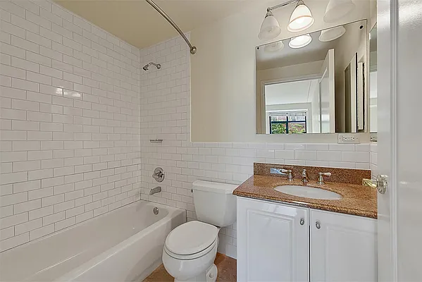 Sold by Exclusive Properties Sotheby's International Realty | media 24