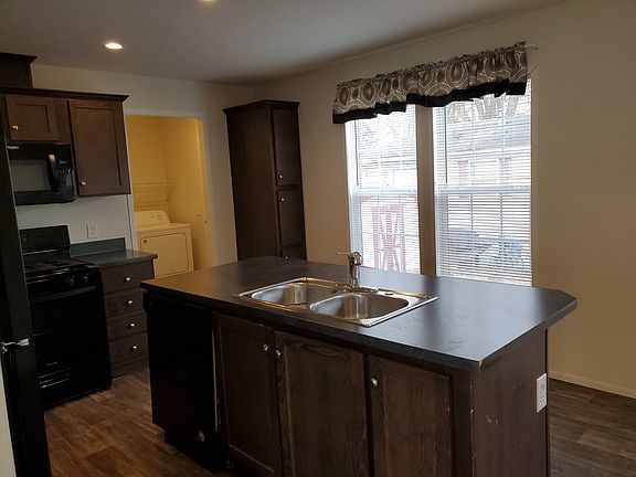 3rd image of 39185 Montana Dr #253