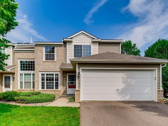 4th image of 390 Wilderness Dr