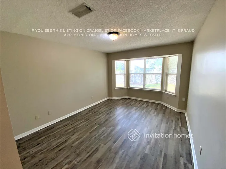 7737 Rockridge Dr W — Photo 8