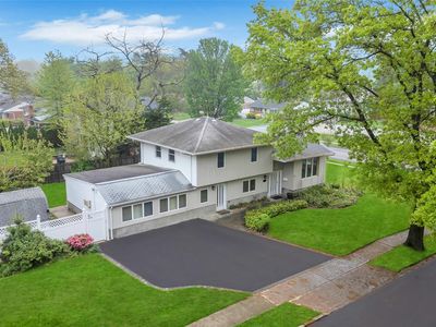11 Rensselaer Drive, Commack, NY, 11725