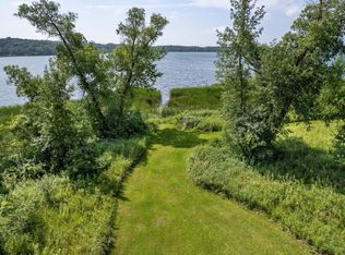 32811 Sleepy Hollow Ln, Battle Lake, MN 56515