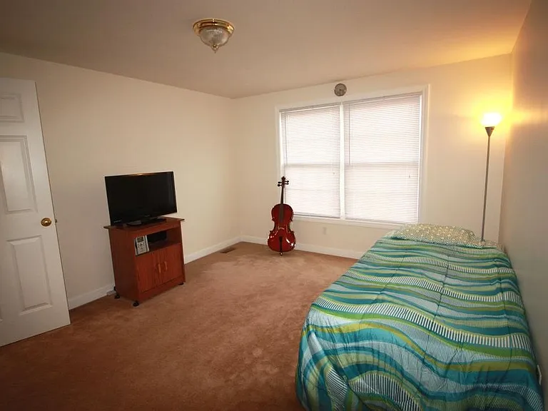 6 Orlando Ct — Photo 9