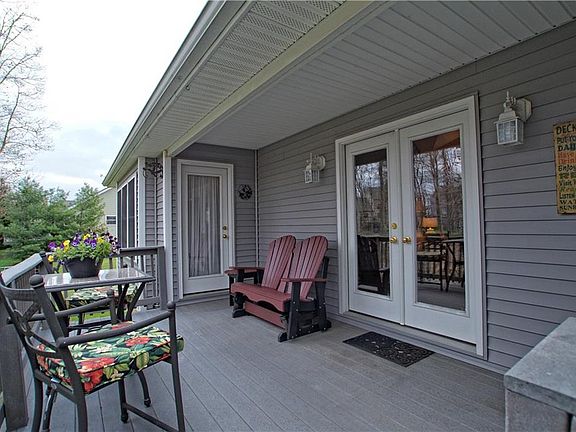 3rd image of 15324 Royal Oak Dr