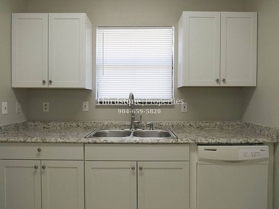 3rd image of 7611 Indian Lakes Dr APT 1